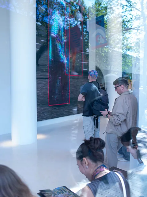 Load Gallery preview
